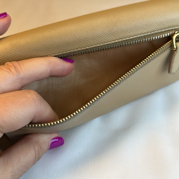 Prada Saffiano Leather Long Wallet Beige w/ Pink Leather Interior Holds phone - Picture 9 of 14